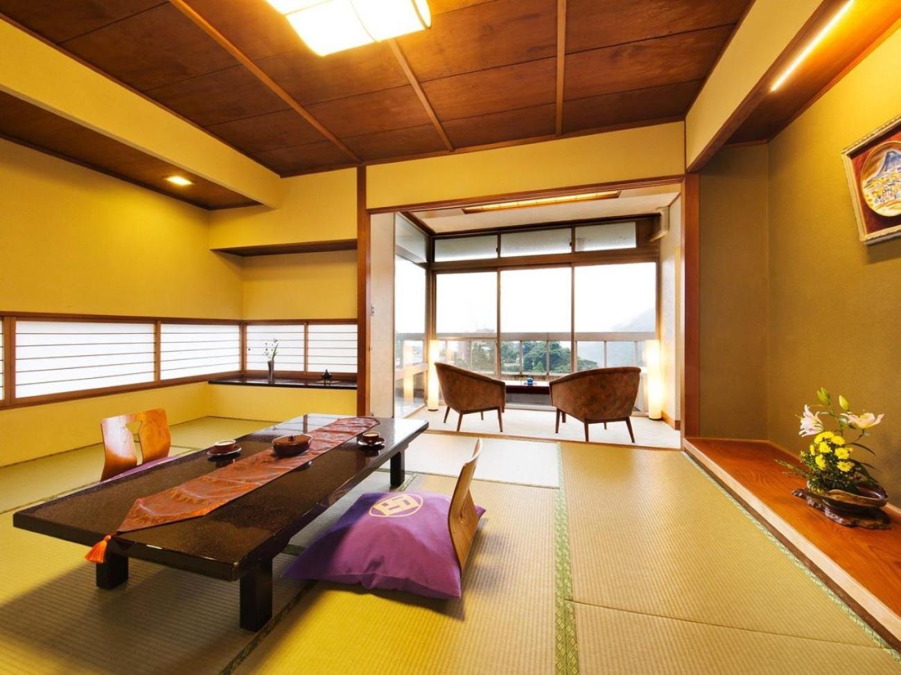 Kotobukitei Hotel Komono Екстериор снимка