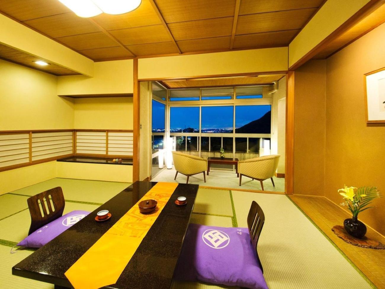 Kotobukitei Hotel Komono Екстериор снимка